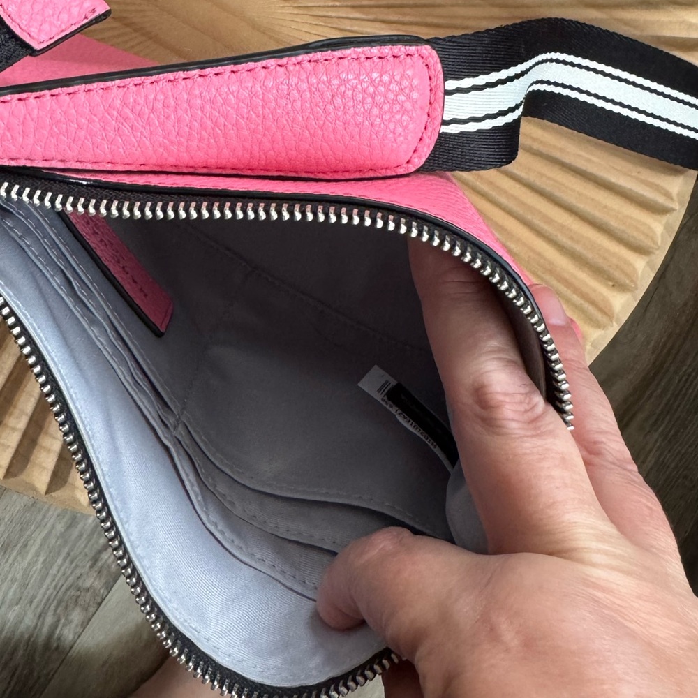Marc Jacobs Pink Crossbody Bag - Picture 8 of 10